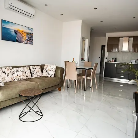 Cittadella View Penthouse With Jacuzzi דירה ויקטוריה