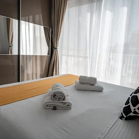 Cittadella View Penthouse With Jacuzzi Lägenhet Victoria