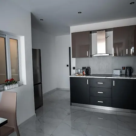 Cittadella View Penthouse With Jacuzzi