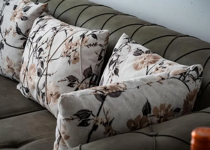 Cittadella View Penthouse With Jacuzzi 아파트 *