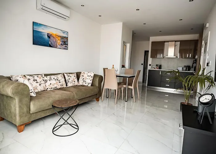 Cittadella View Penthouse With Jacuzzi 아파트 빅토리아