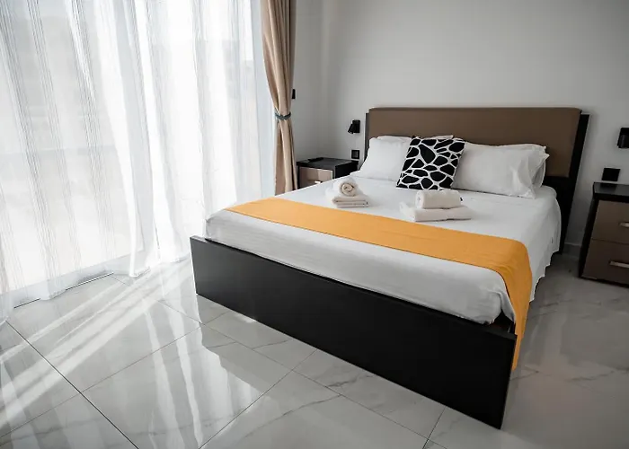 아파트 Cittadella View Penthouse With Jacuzzi *